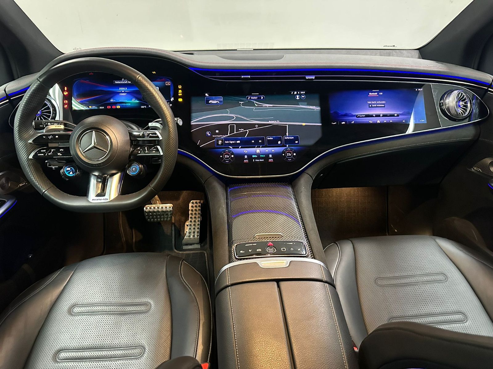 Fahrzeugabbildung Mercedes-Benz EQE 43 SUV AMG-LINE 4MATIC *Hyperscreen*PANO*