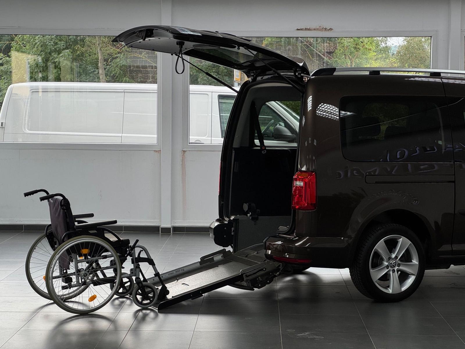 Volkswagen Caddy Maxi DSG Behindertengerecht-Rampe