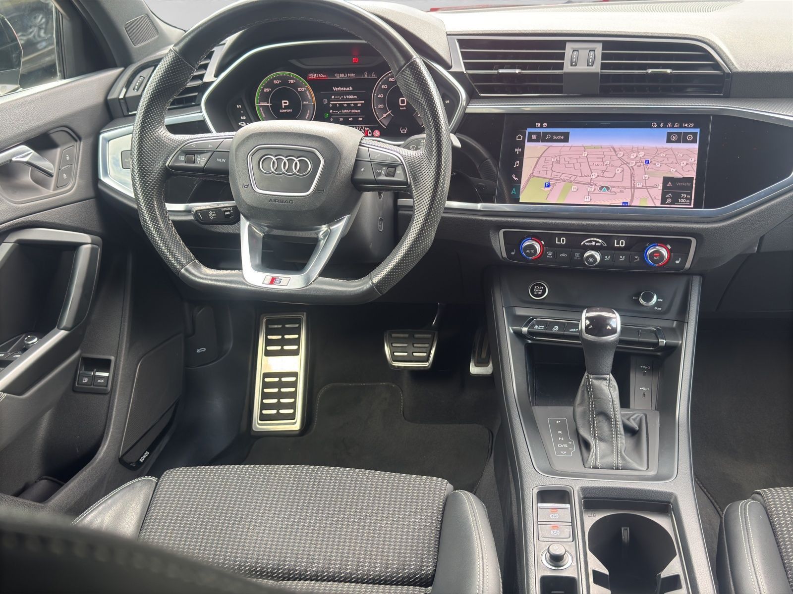 Audi Q3 Sportback 45 TFSIe S LINE PANO LED LM20 SONOS foto 5
