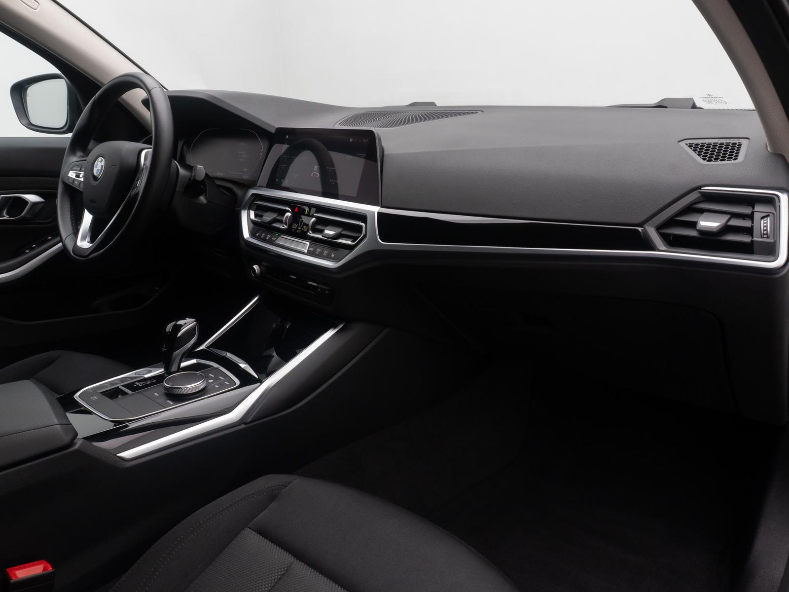 BMW 3 Series d DAB CockPitPro Lordos Stop&Go PDC Alarm, миниатюра 23