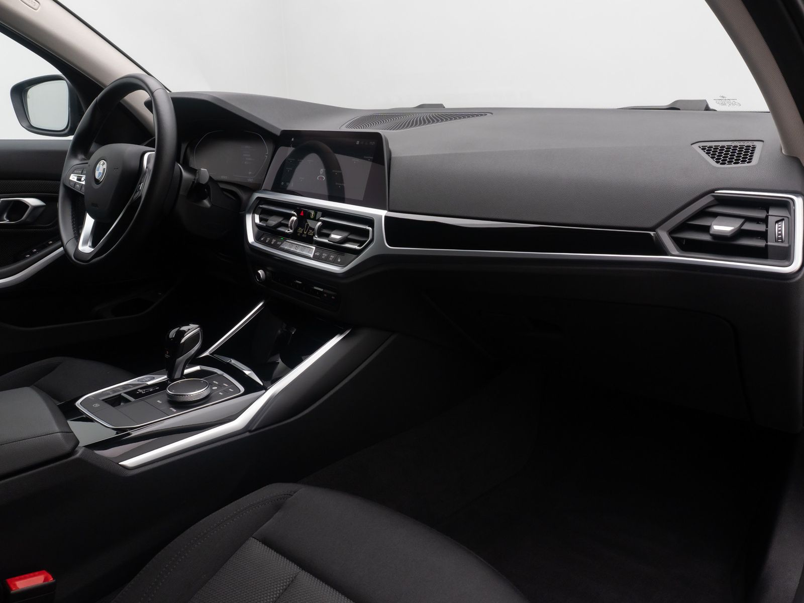Fahrzeugabbildung BMW 320d DAB CockPitPro Lordos Stop&Go PDC Alarm
