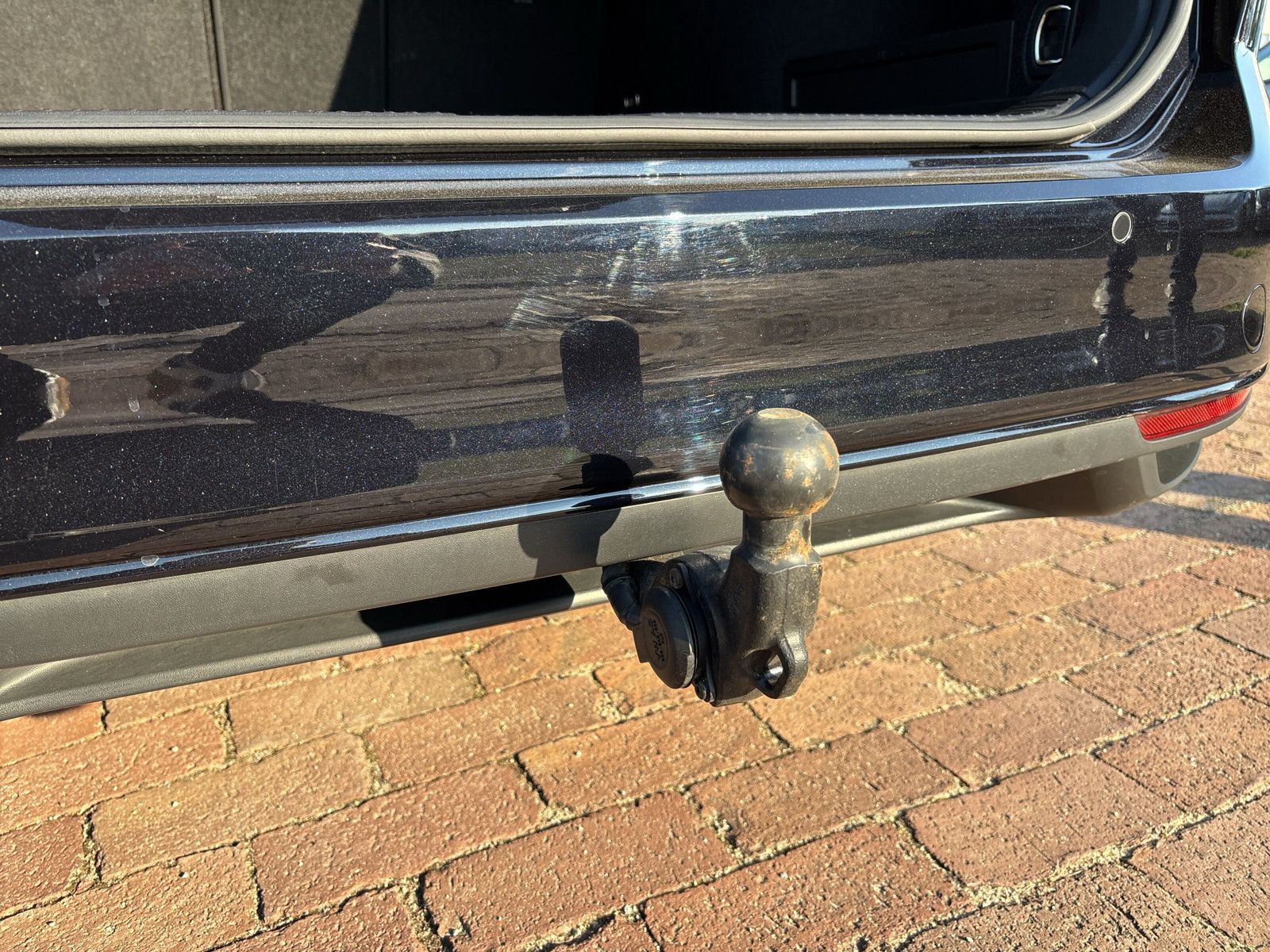 Fahrzeugabbildung Volkswagen Passat Variant Business 2.0 TDI DSG AHK App-Conn