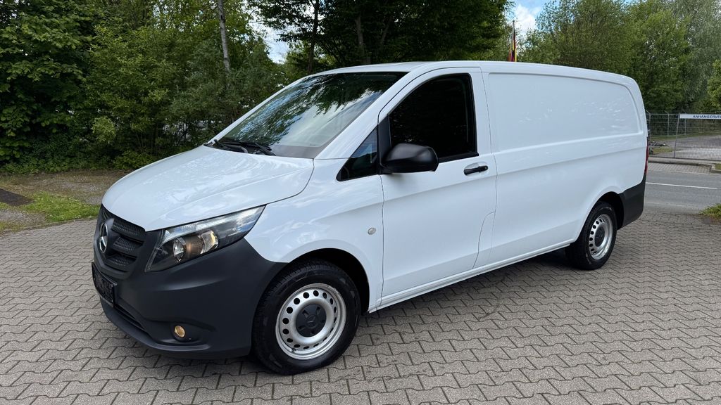 Image of Mercedes-Benz Vito