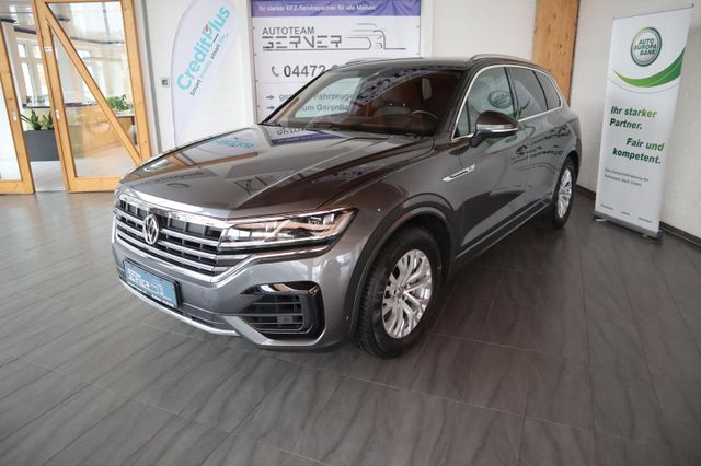 VW Touareg 3,0 TDI R-Line AHK+RFK+Alu 20''+Virtual