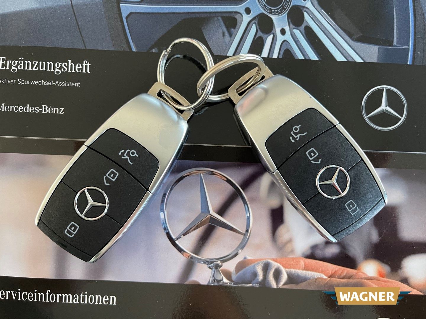 Fahrzeugabbildung Mercedes-Benz GLA 180 LED Navi Sitzheizung Frontschaden