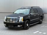 Cadillac Escalade 6.2 V8 Sport Luxury VIP Autom. - Cadillac Escalade: Geländewagen