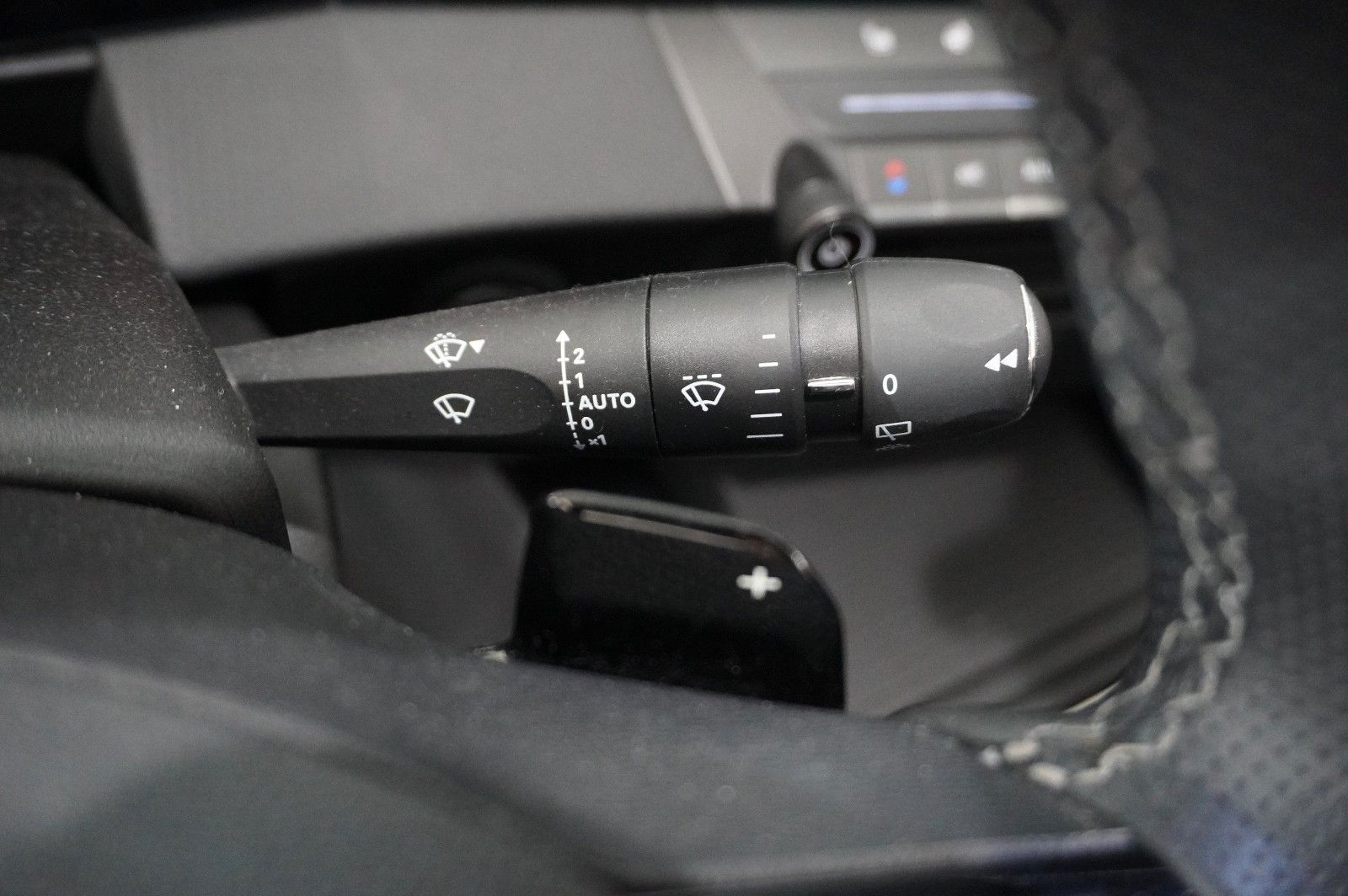 Fahrzeugabbildung Opel Astra L ST 1.6 HYBRID ELEGANCE NAVI/LED/KAMERA