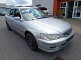Honda Accord Hatchback 1.8i S - Honda Accord: 8