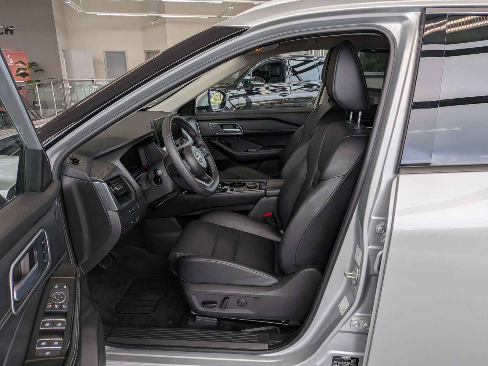 Fahrzeugabbildung Nissan X-Trail 1.5 e-Power e-4 Tekna Bose HUD LED+ 20"
