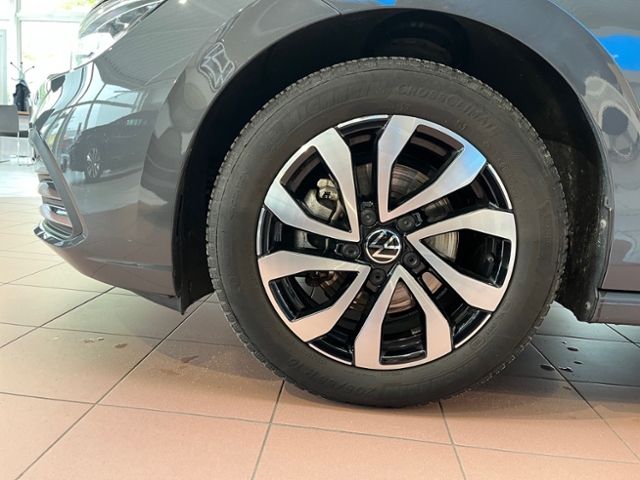 Fahrzeugabbildung Volkswagen Golf Variant VIII 1.5 TSI DSG ACTIVE NAVI KAMERA