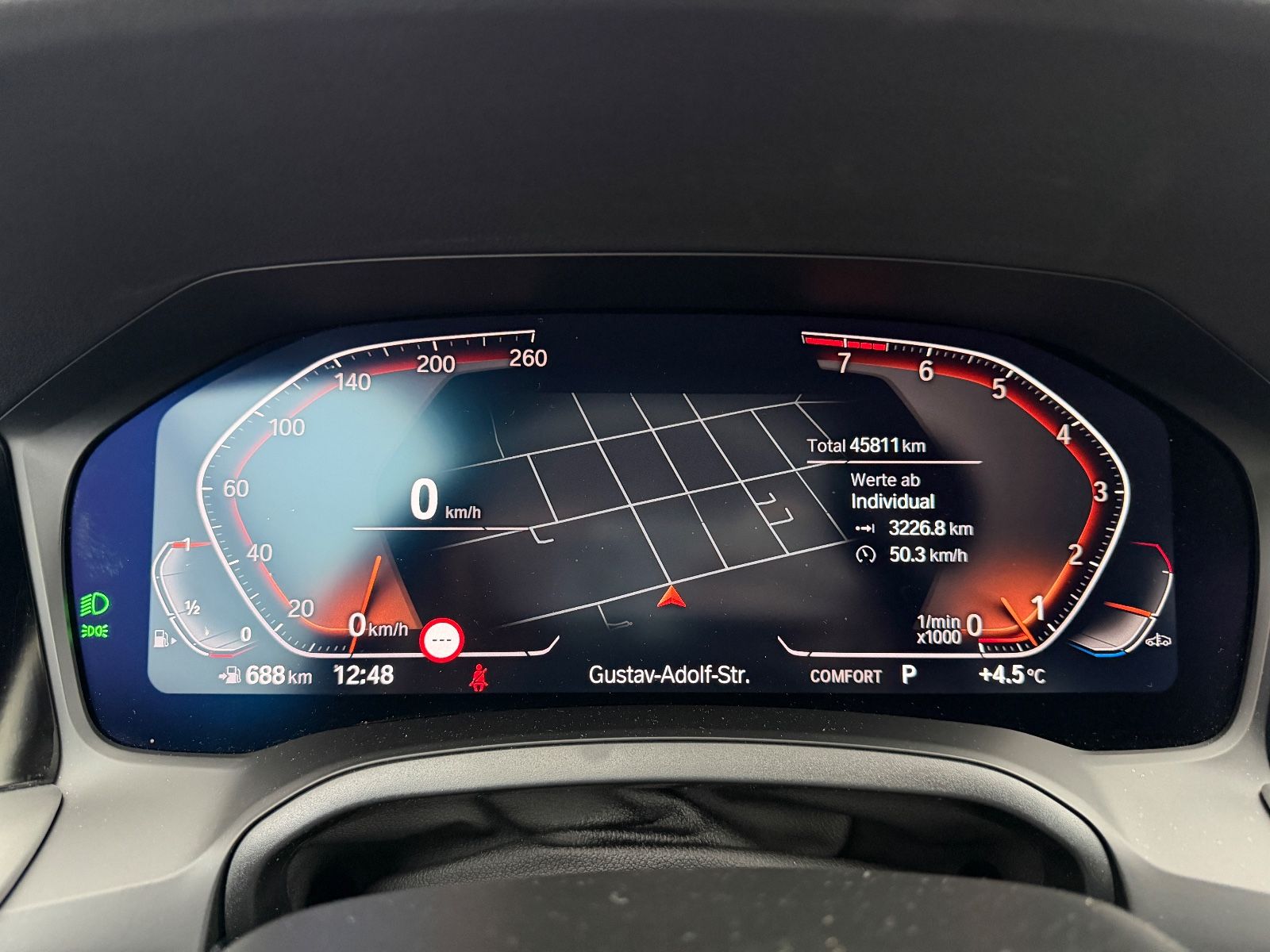 Fahrzeugabbildung BMW 318 3 Touring*LEDER*TEMPO*LED*APPLECAR*KAMERA*