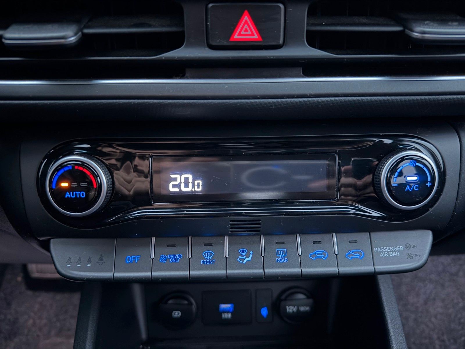 Fahrzeugabbildung Hyundai KONA 1.6 GDI HEV Trend *Navi*Allwetter*LED*RFK*