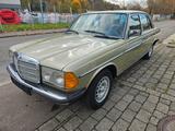Mercedes-Benz 240 Diesel Sammlerzustand mit Gutachten  - Mercedes-Benz 240: D