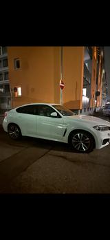 BMW X6 xDrive40d - - BMW X6 von privat