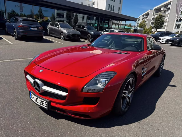 Mercedes-Benz SLS AMG 6.2 V8 Coupe