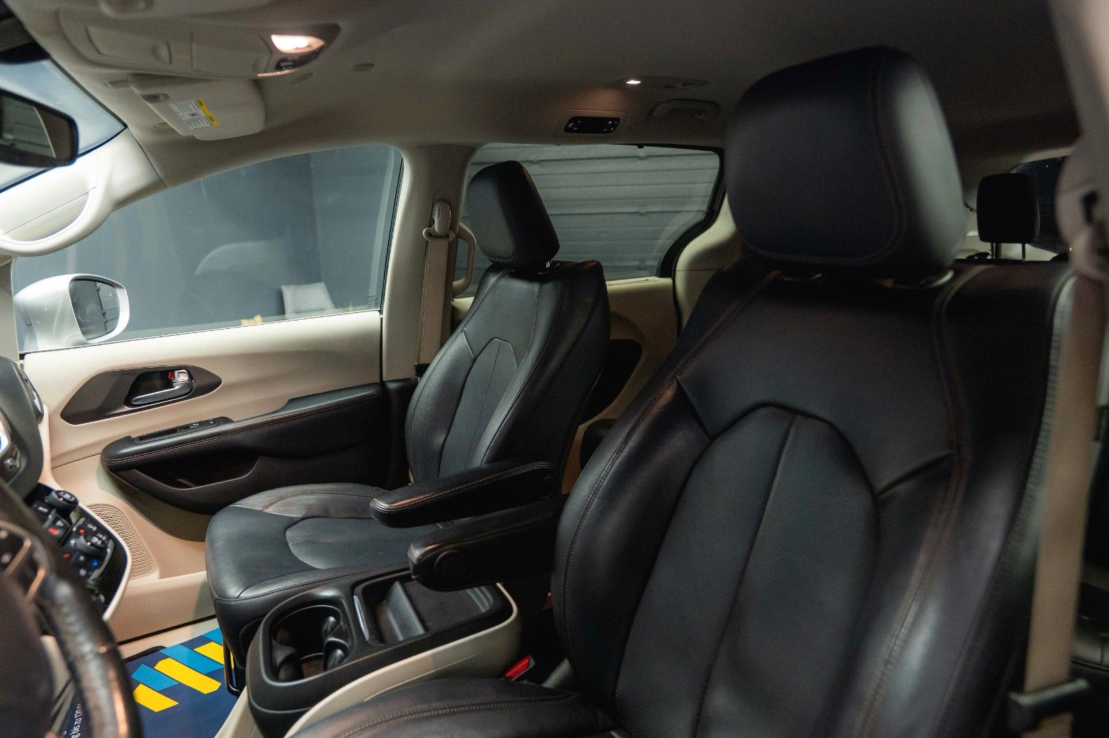 Fahrzeugabbildung Chrysler Pacifica 3.6 V6 Touring L *7 Sitze*LED*Kamera*