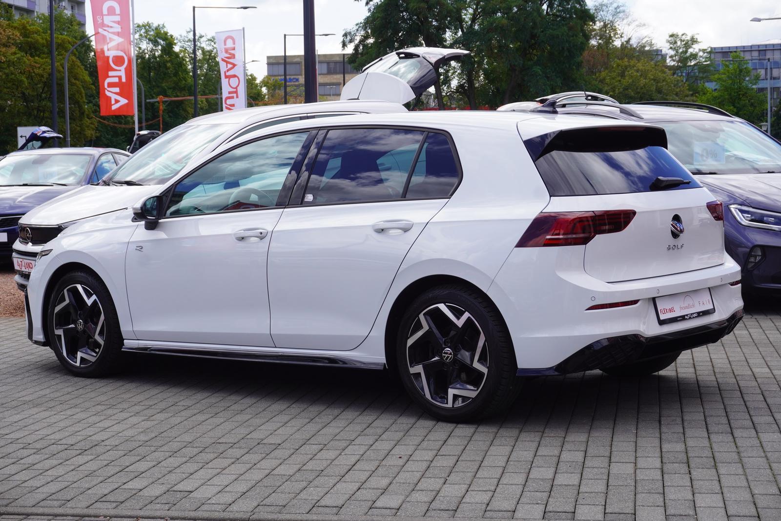Volkswagen Golf VIII 1.5 TSI R-Line LED App-Connect Kamera, миниатюра 4