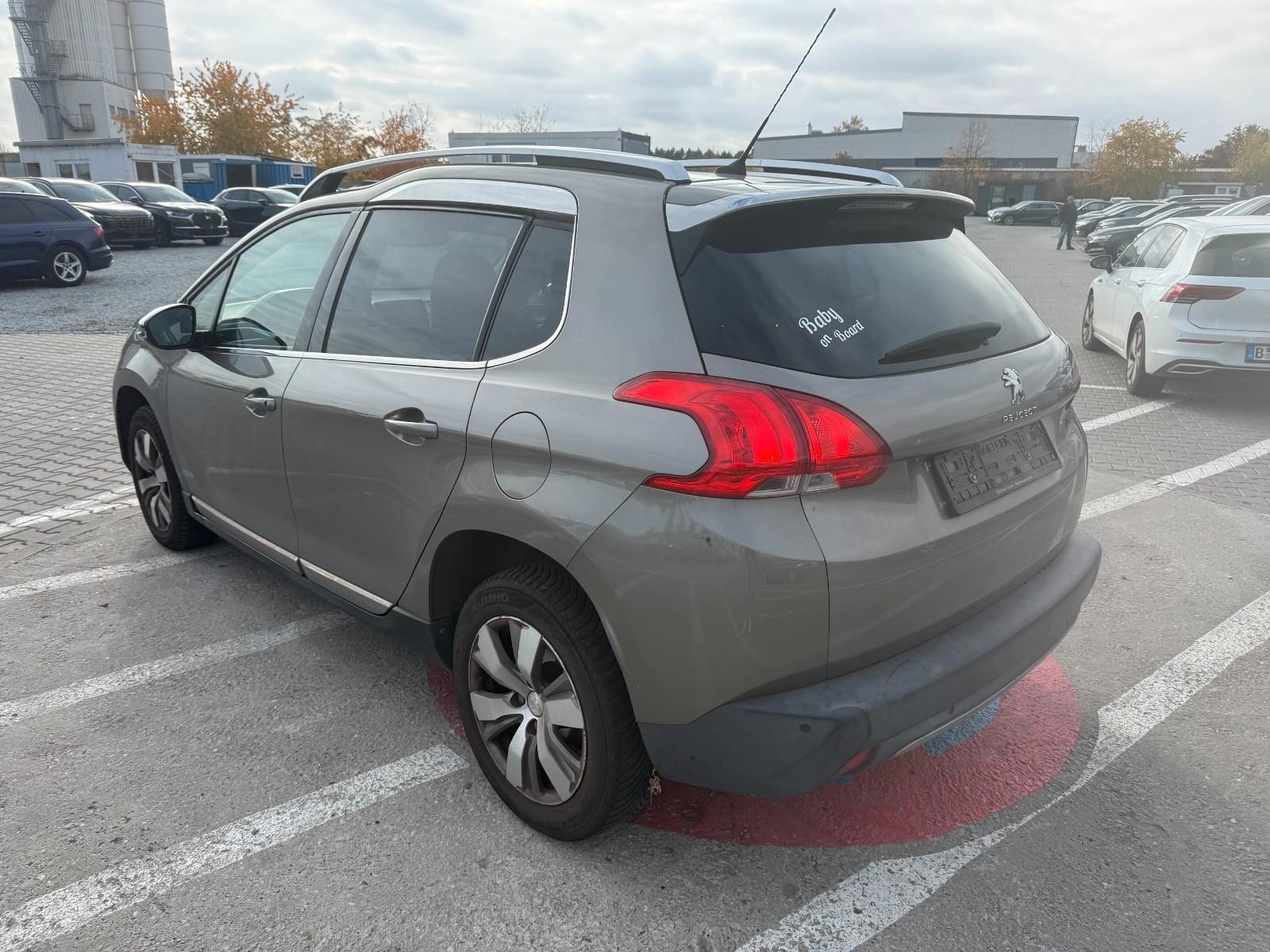 Peugeot 2008 2015 — photo 8