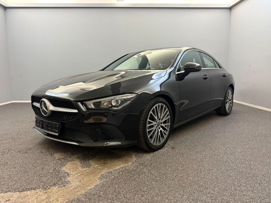Image of Mercedes-Benz CLA 200