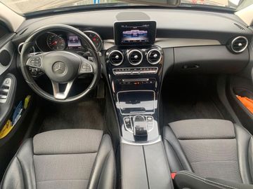 Mercedes C 220 - 12