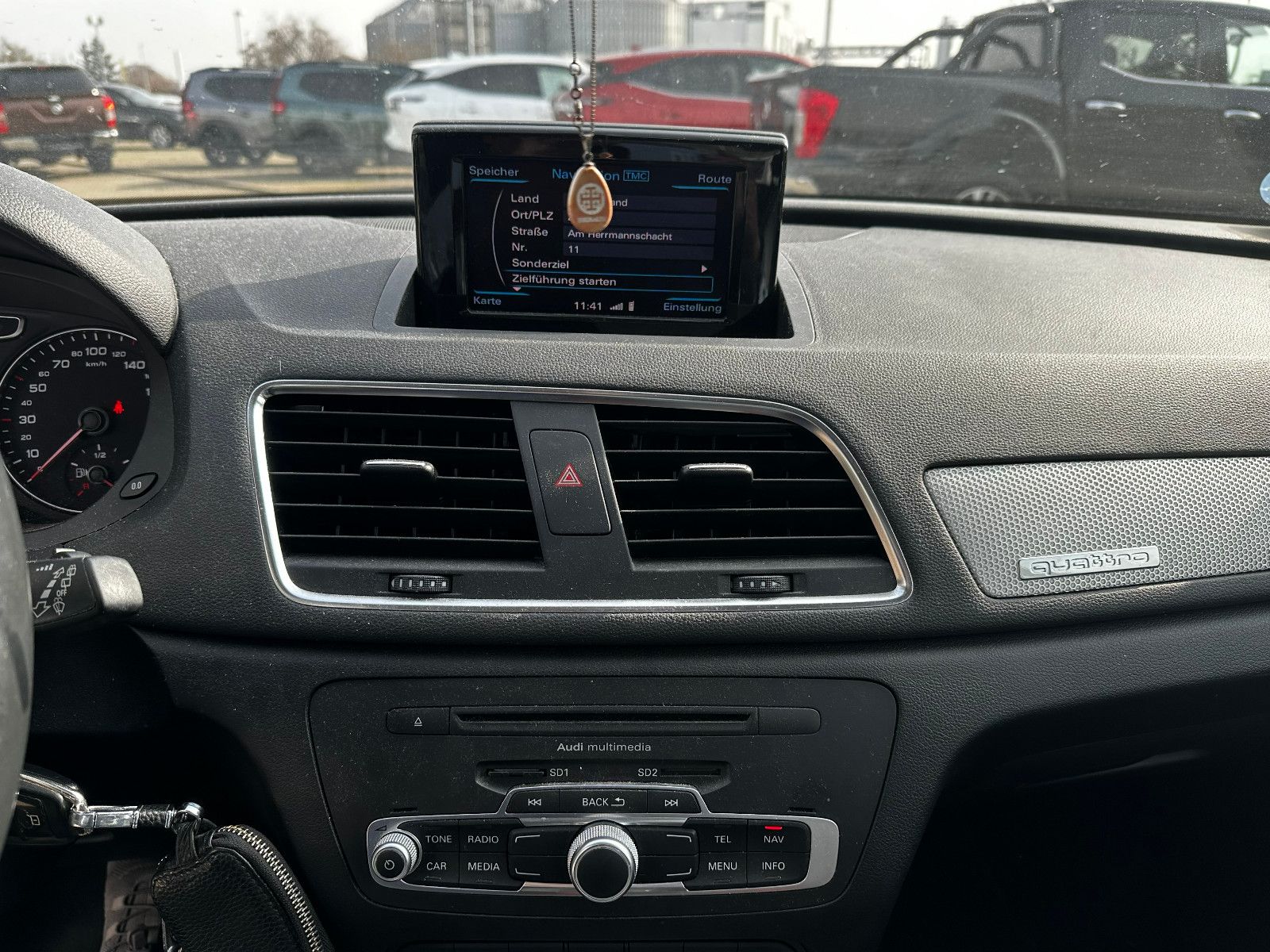 Fahrzeugabbildung Audi Q3 2.0 TDI quattro