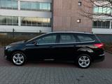 Ford Focus 1,0 EcoBoost 92kW Trend Turnier Auto - Ford Focus: Kombi