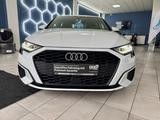 Audi A3 Limousine 30 TDI basis - Audi A3: Automatik