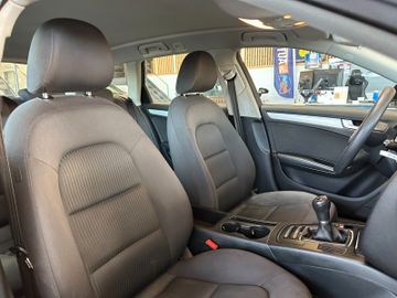 MYAUTOCENTER – Gebraucht- und Jahreswagen mit Werkstattservice in Pfaffenhofen Audi A4 Avant Attraction *BI-XENON*KLIMAAUTOM*ALLRAD*