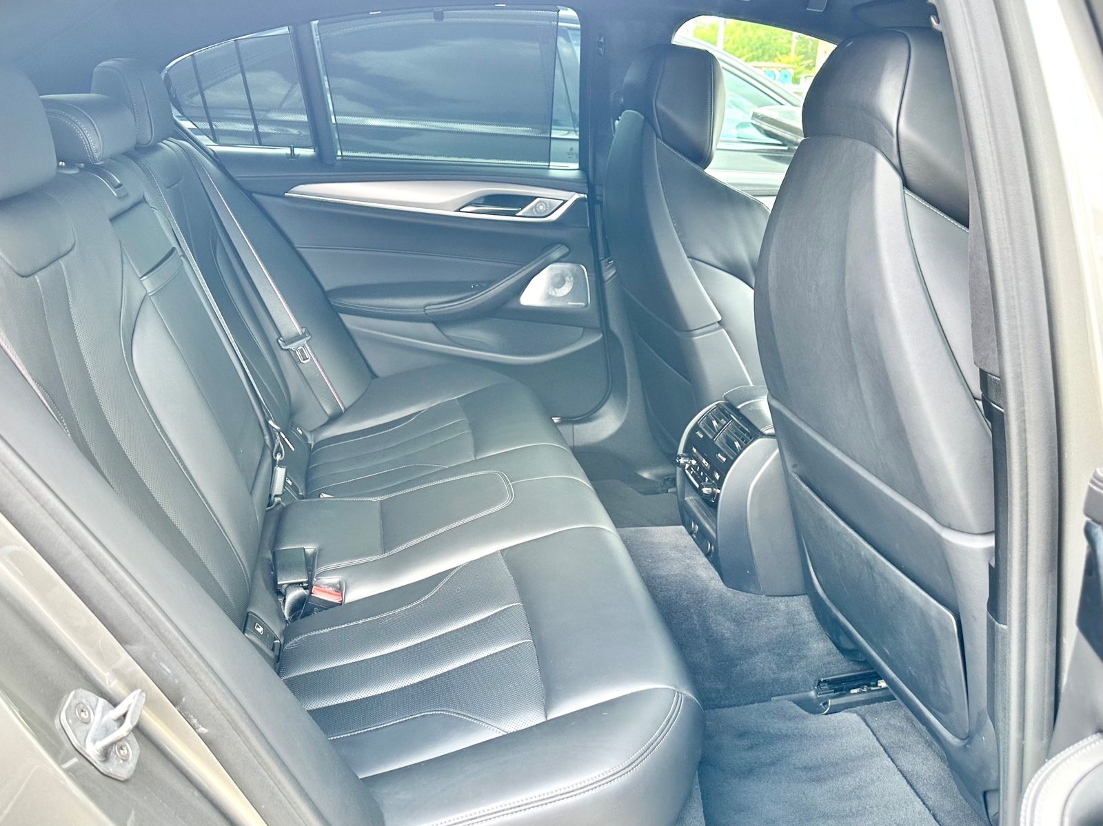 Fahrzeugabbildung BMW M5*AKRAPOVIC ANLAGE+CARBON+MOD.2019