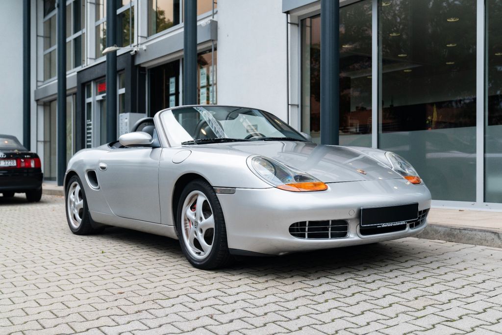 Porsche Boxster S/ SITZHEIZUNG/ CD/ HARMAN/ ALARM/ 18" Porsche Boxster S/ SITZHEIZUNG/ CD/ HARMAN/ ALARM/ 18"