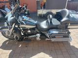 Harley-Davidson FLHTCU - HARLEY-DAVIDSON FLHTCU