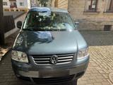 Volkswagen Vw caffy 1.6 neue Tüv - Volkswagen Caddy mit Benzin-Antrieb: Kombi, 1.6