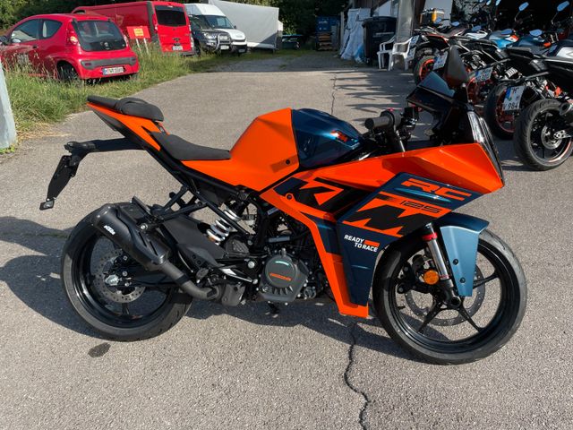 KTM RC 125 Modell 2024