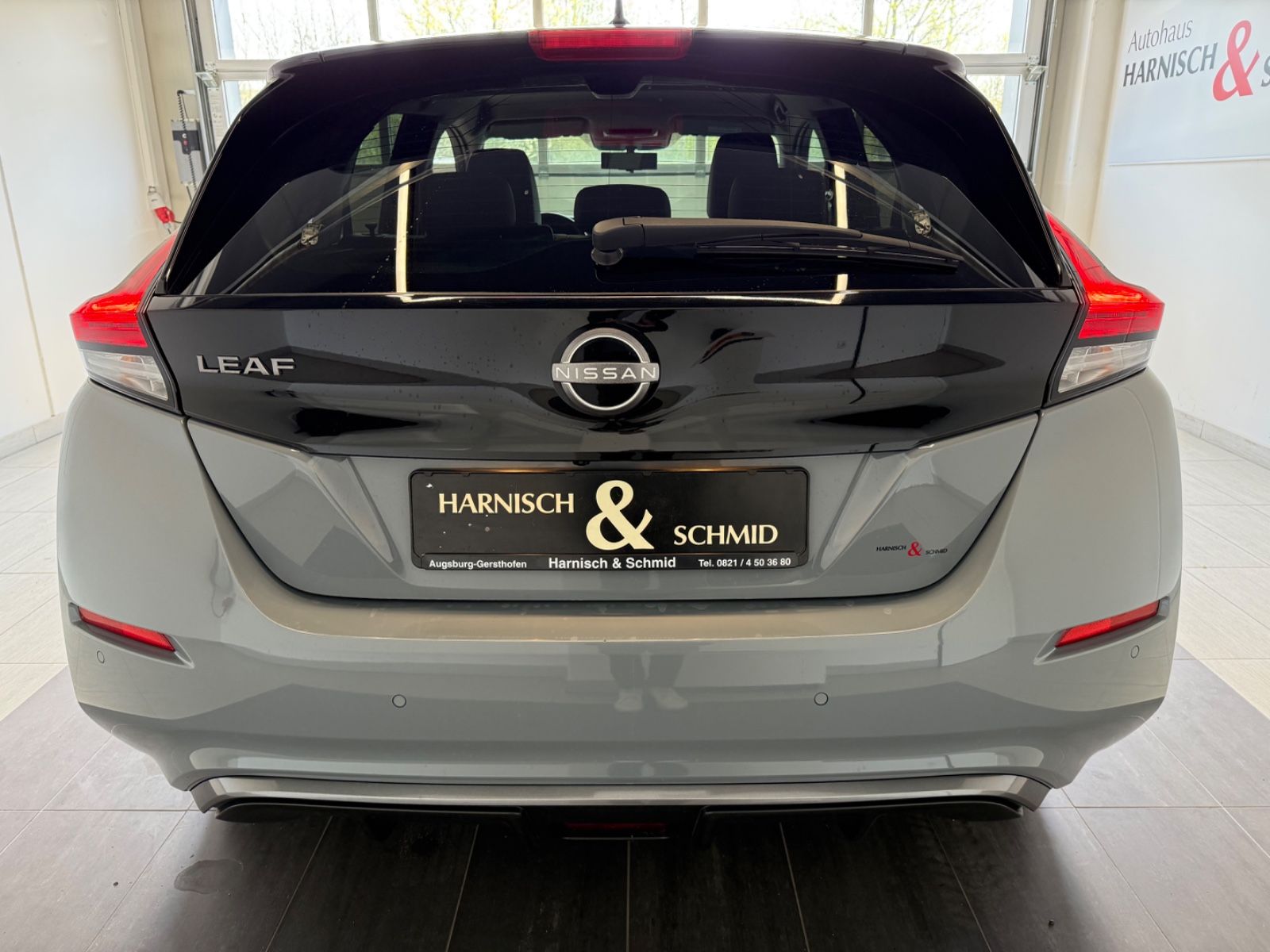 Fahrzeugabbildung Nissan Leaf Tekna Winter-Paket 2-Farb-Lackierung BOSE
