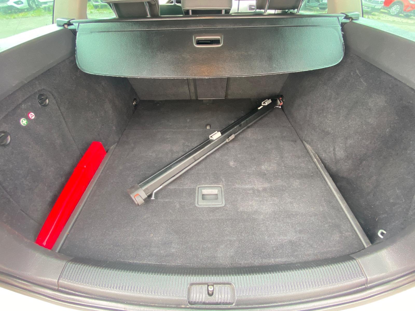 Volkswagen Golf 2012 — photo 9