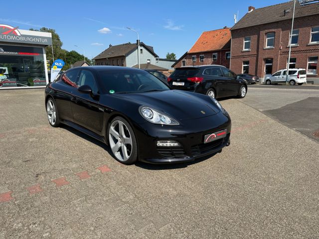 Porsche Panamera Navi Bi-XENON PDC vo+ht Tempomat Blueto