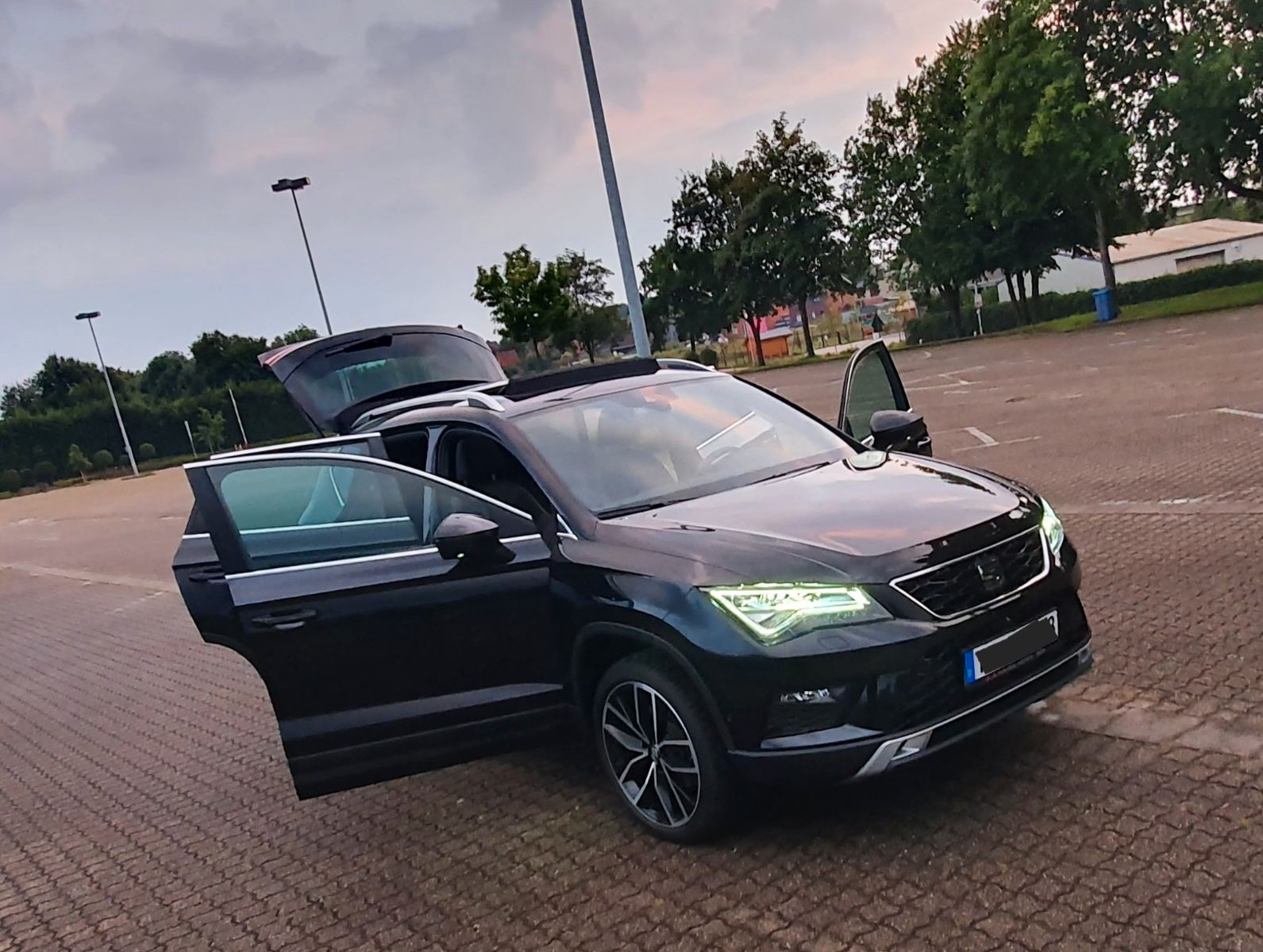 SEAT Ateca Xcellence vituellCockpit,360°,AHK,Carplay
