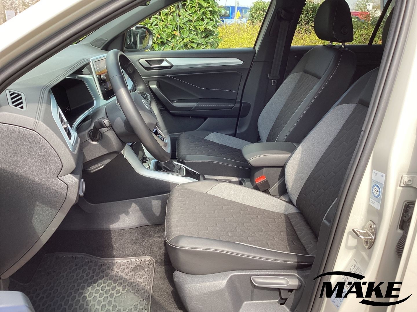 T-Roc GOAL 1.5 TSI DSG AHZV RFK NAV LED ACC 18''