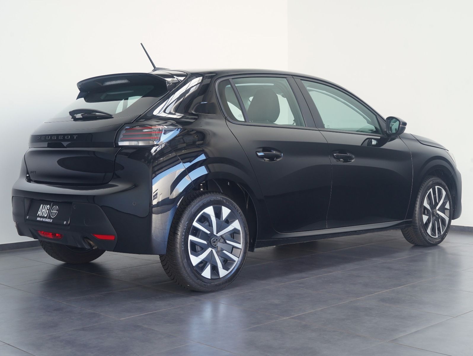 Fahrzeugabbildung Peugeot 208 1.2 PureTech 75 Active