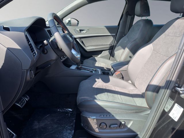 Ateca FR 2.0TDI KAMERA NAVI AHK ACC FACEL. LED