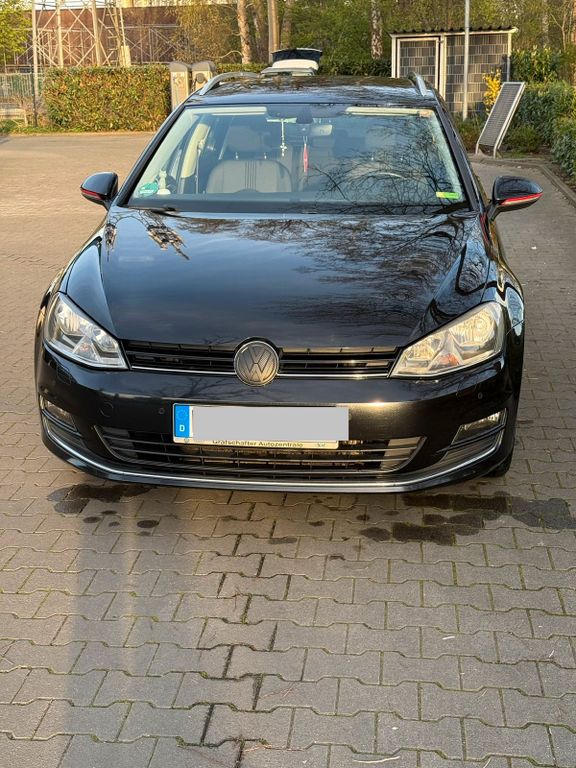 Image of Volkswagen Golf