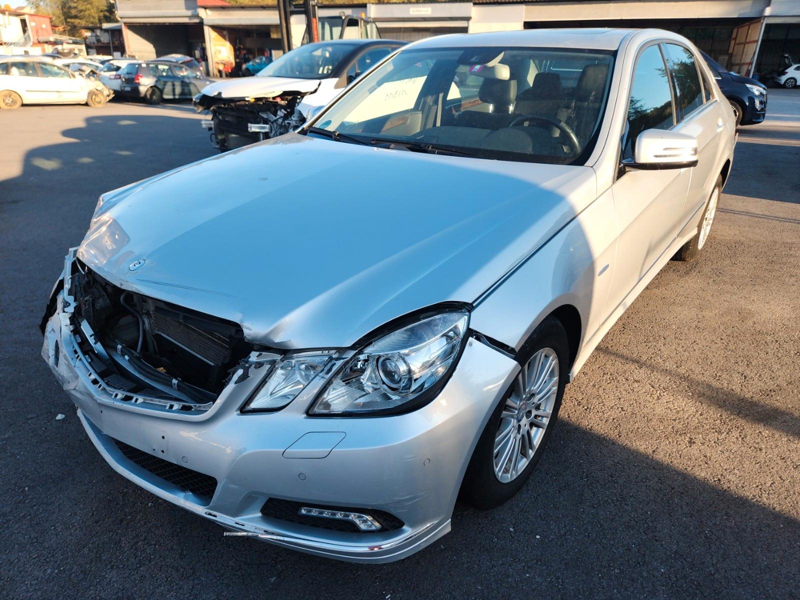 Mercedes-Benz E 350 E Limousine E 350 CGI BlueEfficiency