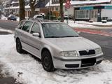 Skoda Octavia Combi 2.0 Ambiente Ambiente - Skoda Octavia aus 2002: Kombi