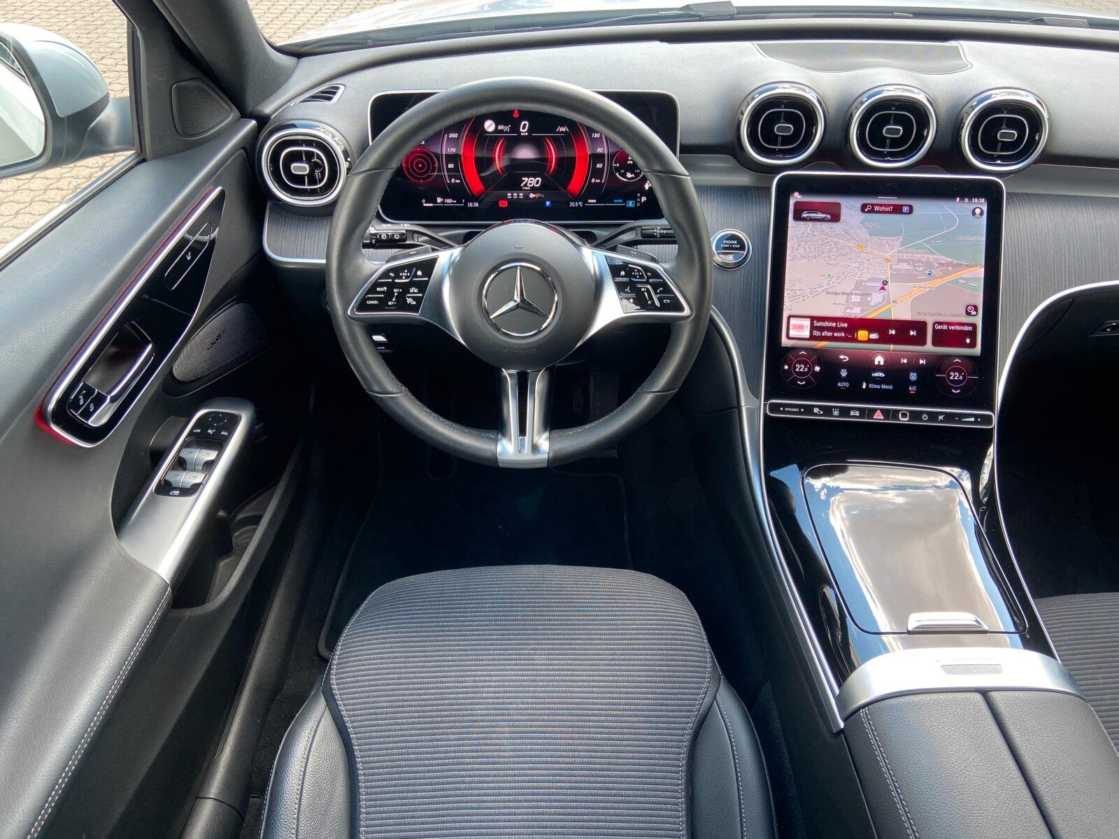 Mercedes-Benz C 180 T Avantgarde+AHK+Standhzg+RüKa+CarPlay+LED