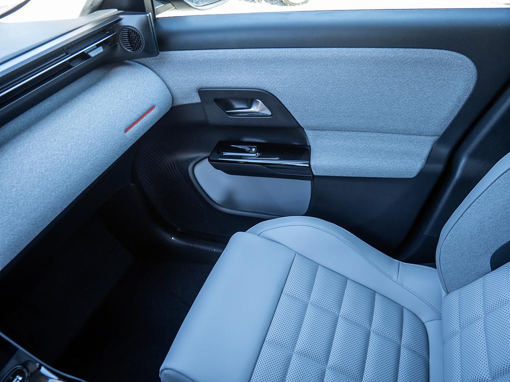 Citroën C5 Aircross Plug In- Hybrid MAX HUD NAVI On Boar