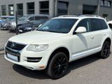 Volkswagen Touareg 3.6 FSI V6 Navi-DVD/Leder/Klimatronik/SD - Volkswagen Touareg mit Benzin-Antrieb: Geländewagen, 3.6