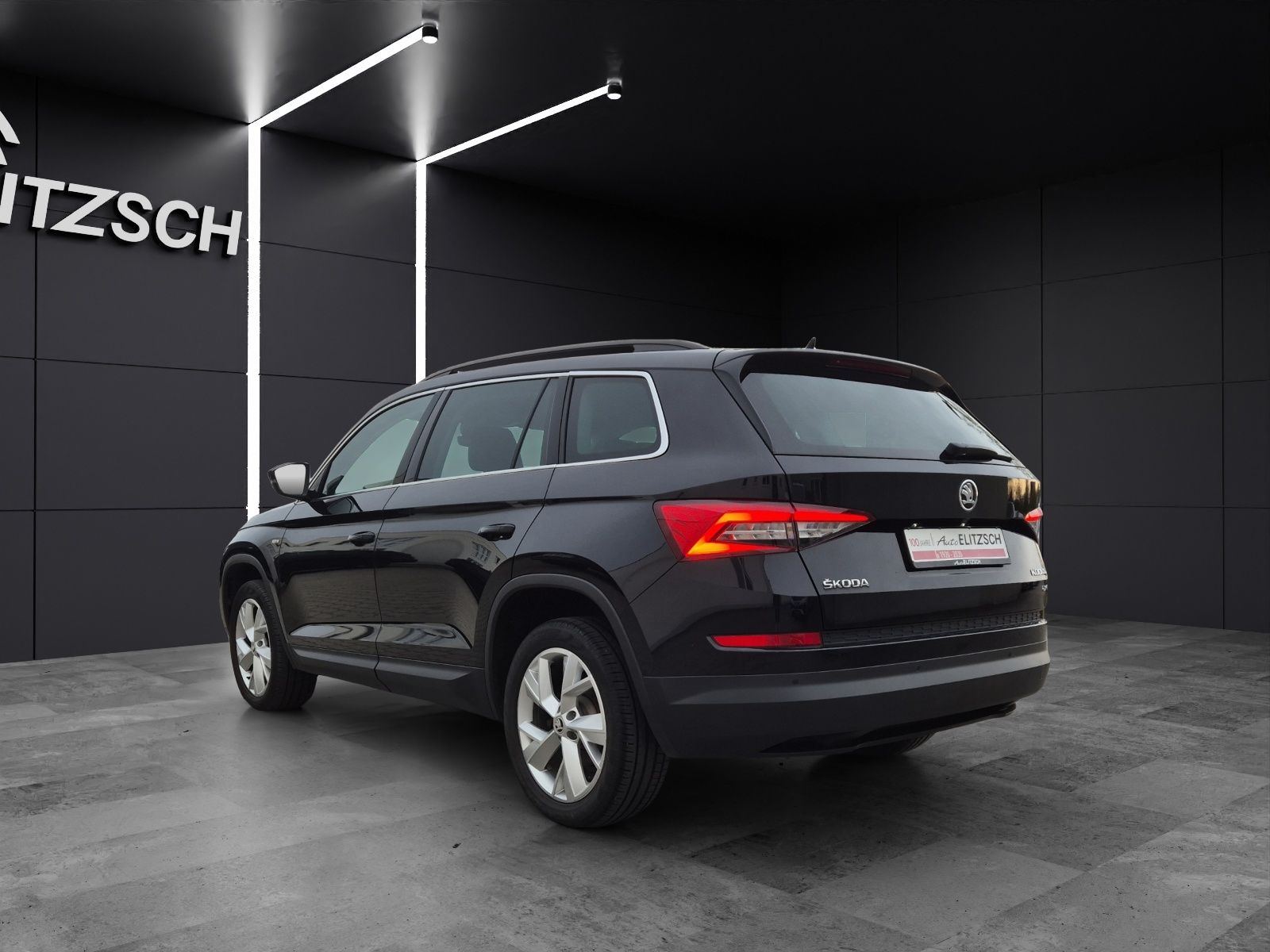 Fahrzeugabbildung SKODA Kodiaq TSI Soleil DSG 4x4 Standhzg. Navi ACC RFK