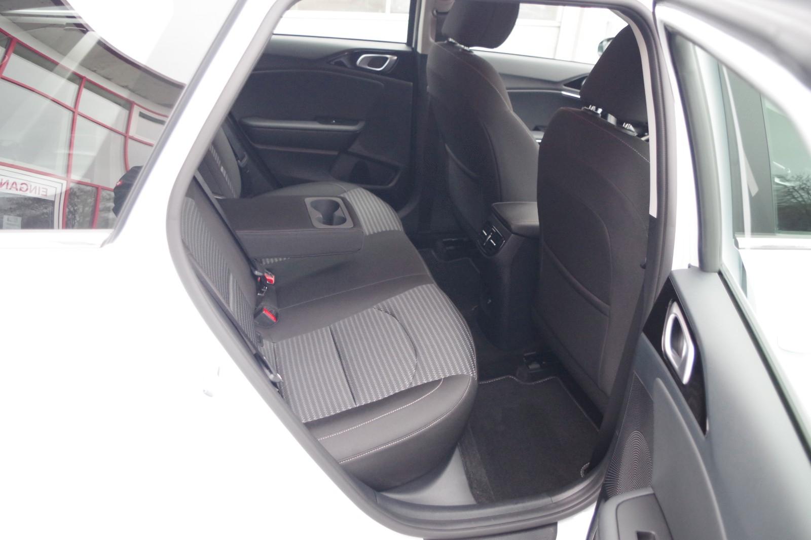 Kia Ceed Sportswagon 1.6 CRDi DCT Vision