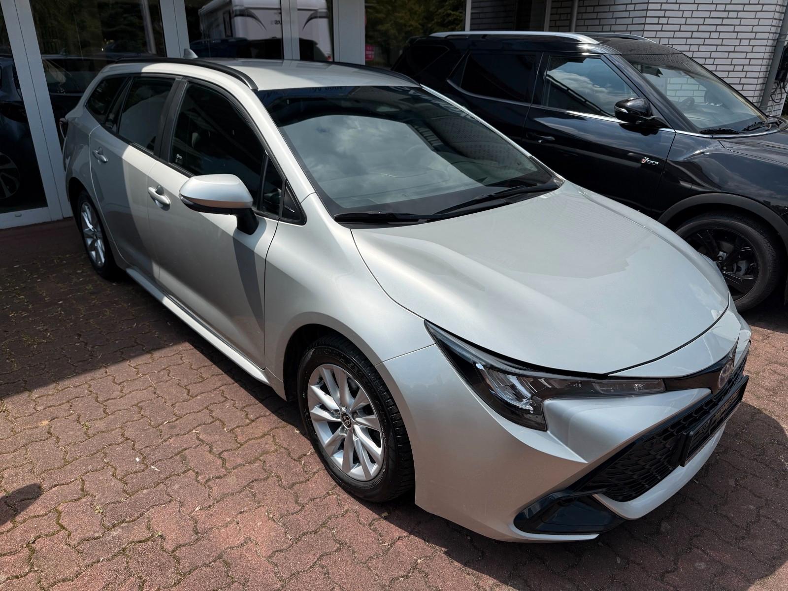 Toyota COROLLA TS 1,8 HYBRID BUSINESS GARANTIE BIS 2039
