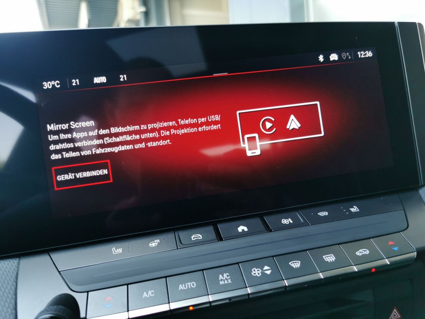 Fahrzeugabbildung Opel Astra GS Line HUD Panorama Navi digitales Cockpi
